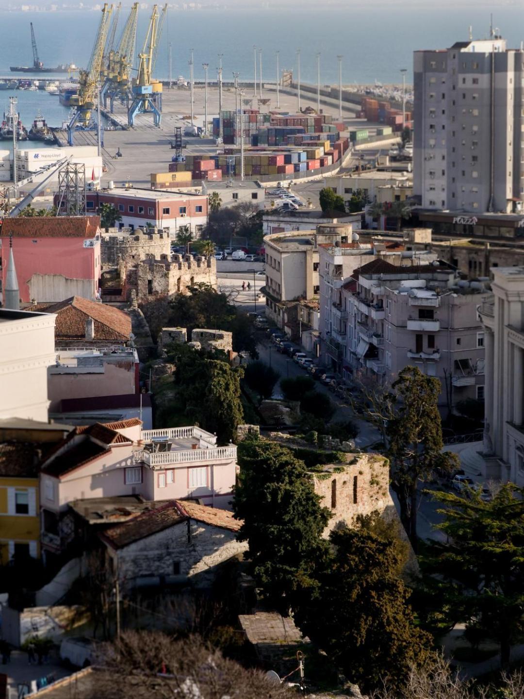 Super Apartment In The Ancient Roman Amphitheater Durrës Exterior foto